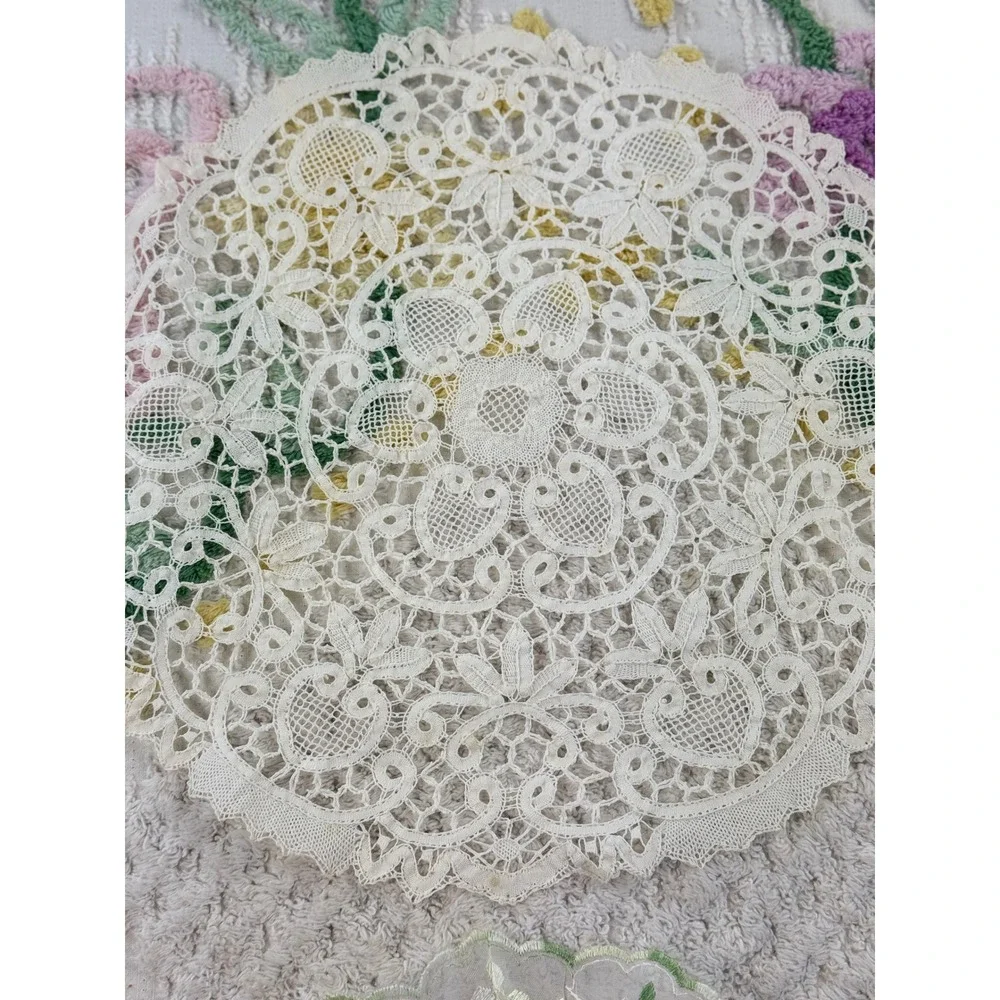 Vintage Lace Doily Set Cream Battenberg Lace & Green Embroidered Organza 2pc